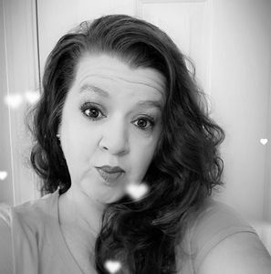 Meet your Posher, Gina